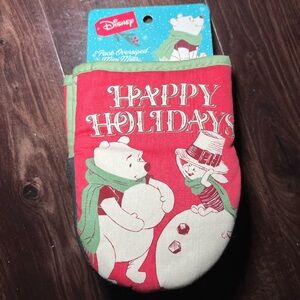 NWT Disney Winnie The Pooh Happy Holidays 2pk Oversized Mini Mitts Pot Holders